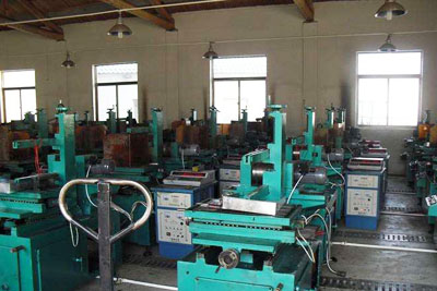 沈陽(yáng)機械設備噴漆在使用過(guò)程中的注意事項！